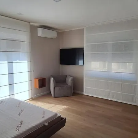 Lyda Bed&room Gasthuis La Spezia